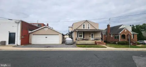 Baltimore Multifamily with Garage Space