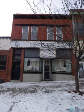 Mixed-Use Building with Income Potential