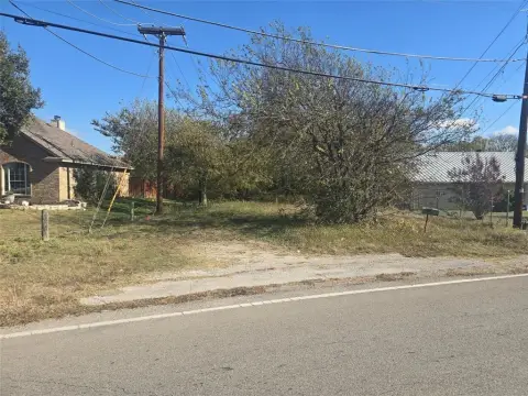 Residential Lot in Lancaster, TX