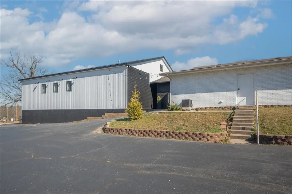 Picture 33