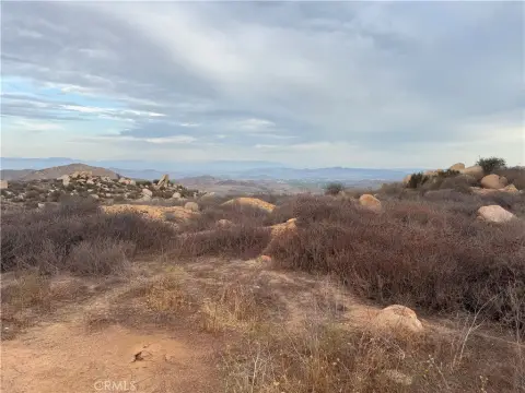 Perris Land with Panoramic Views