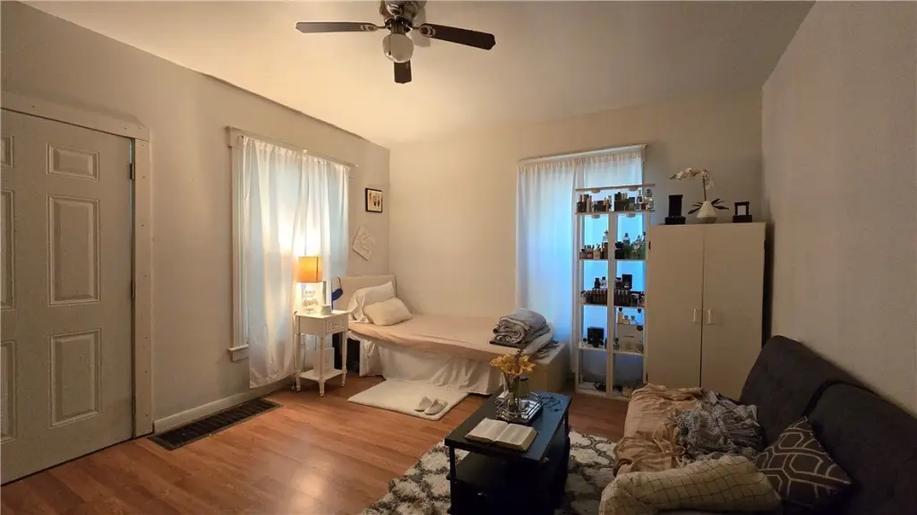 Picture 5