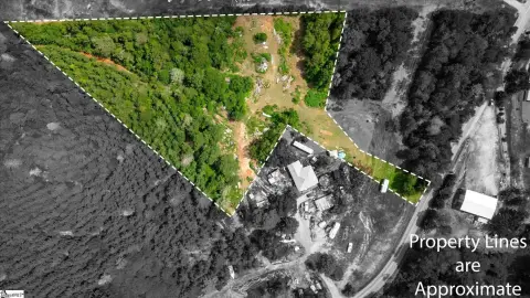 Residential Lot in Six Mile