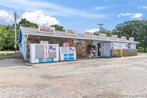 Highway-Front Grocery Store Opportunity
