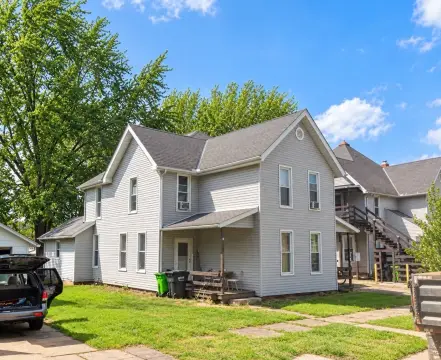 Duplex with Separate Utilities
