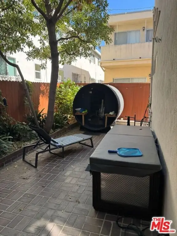 Picture 25