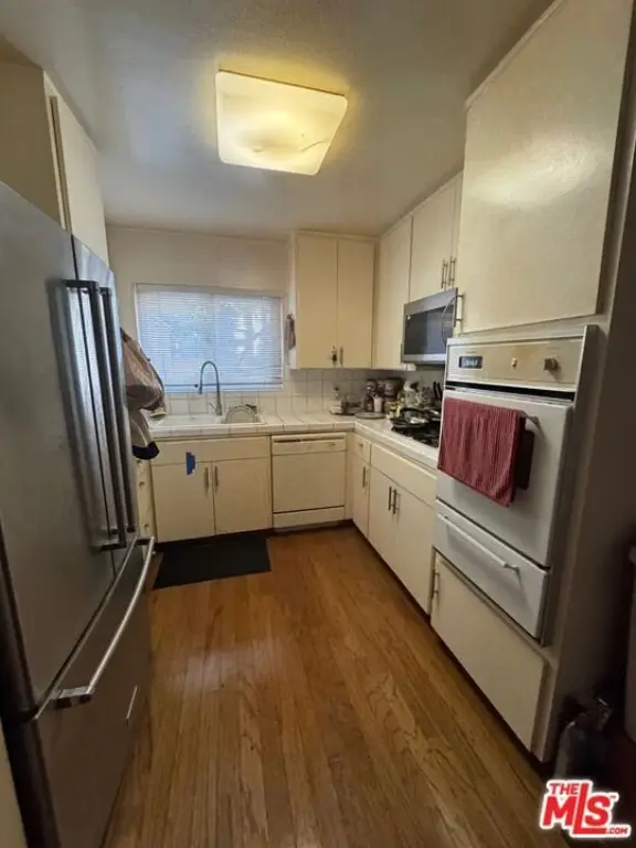 Picture 30