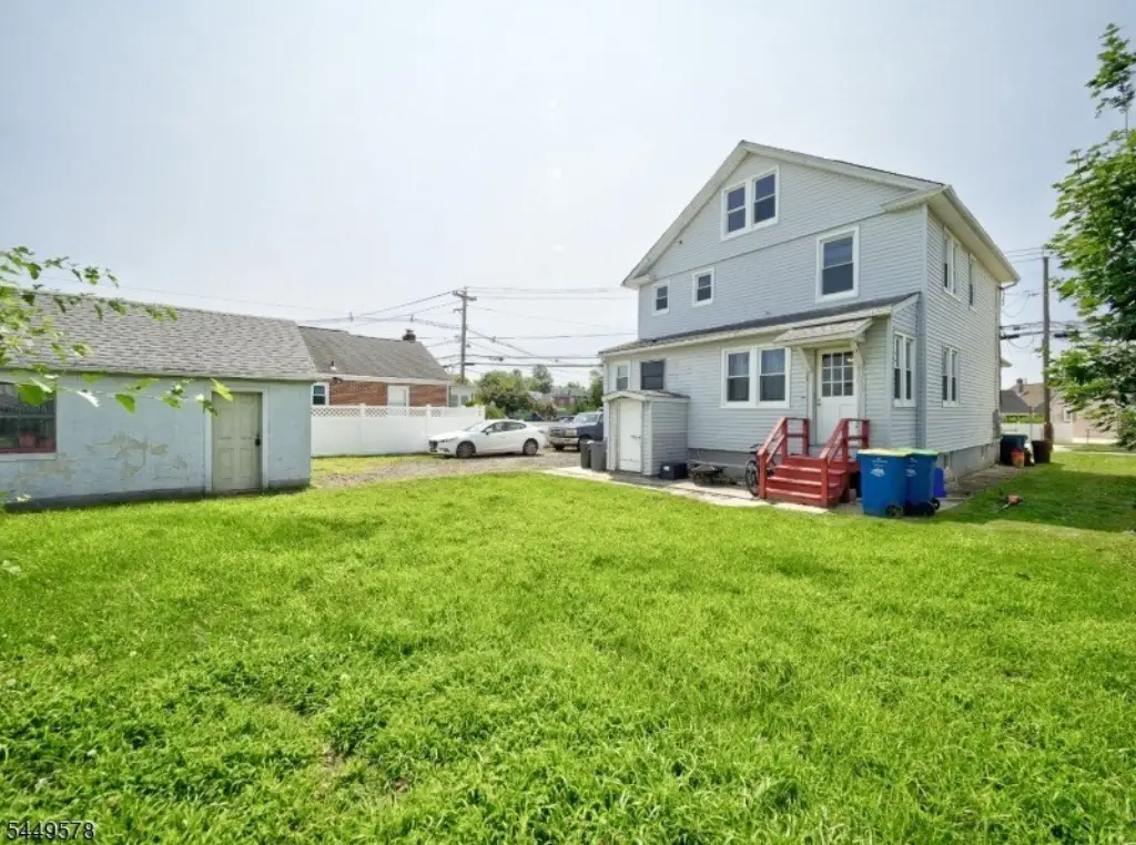 Picture 30