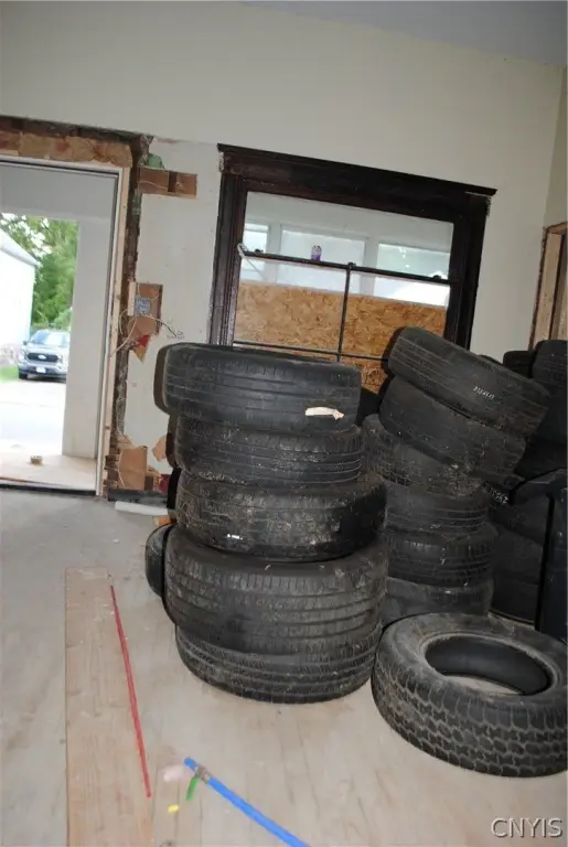Picture 4