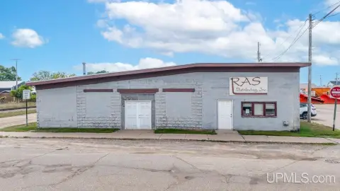 Flex Building with Warehouse Space