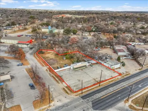 Versatile Commercial Land in Fort Worth