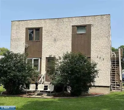 Fully Rented Apartment Complex