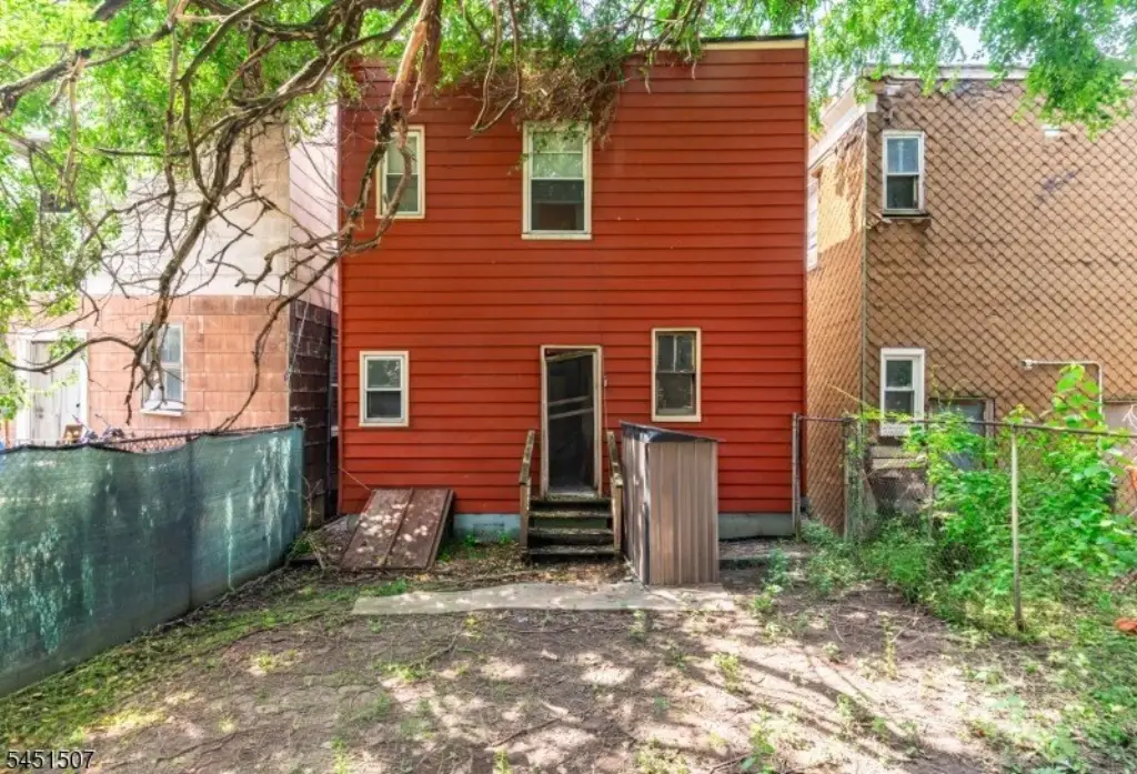 Picture 4
