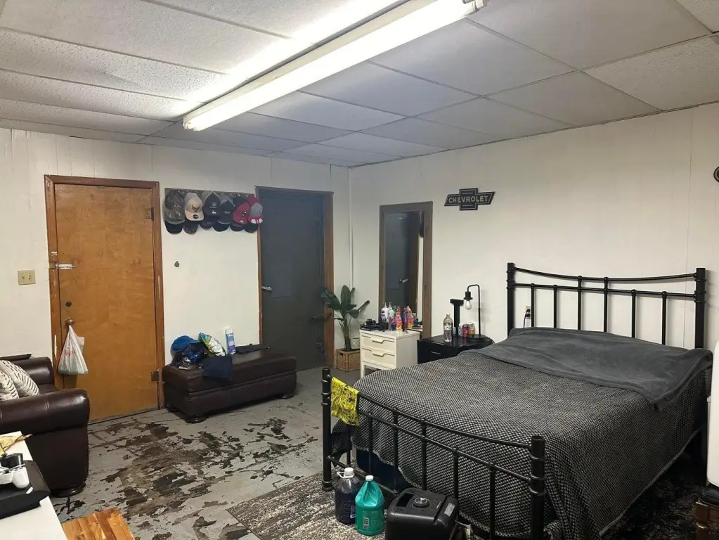 Picture 16