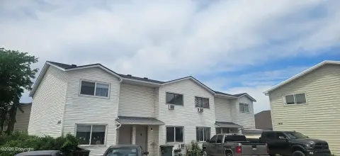 Updated Fourplex with Laundry