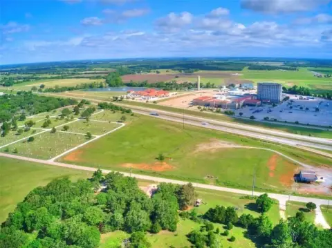 Shawnee Land Near I-40
