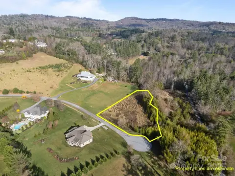 Hendersonville Estate Lot Opportunity