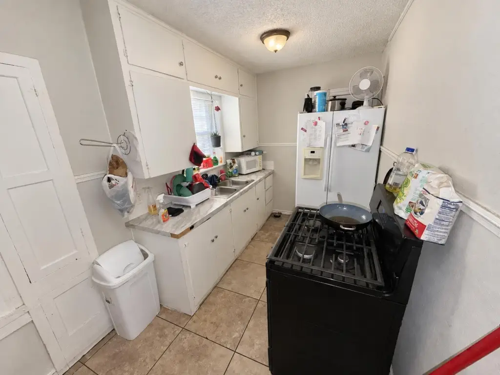 Picture 4