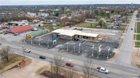 Rogers, AR Retail Investment