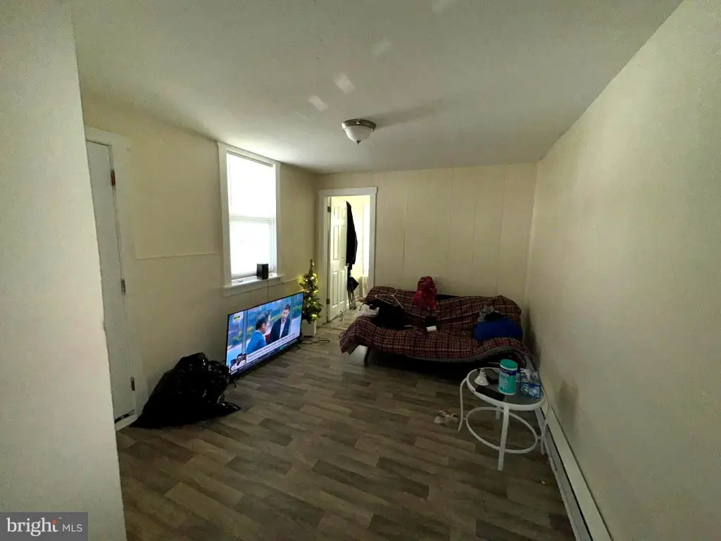 Picture 9