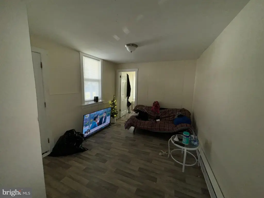 Picture 5