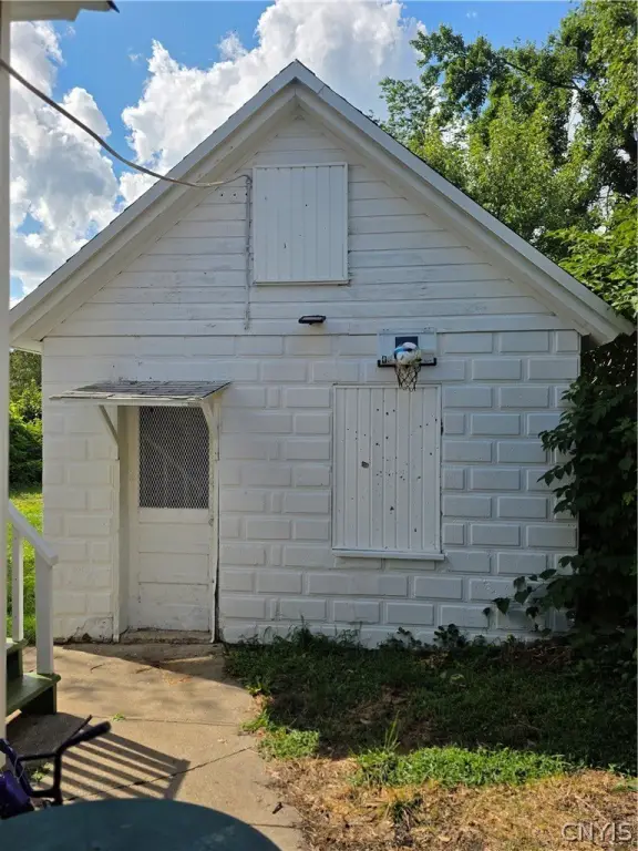 Picture 30