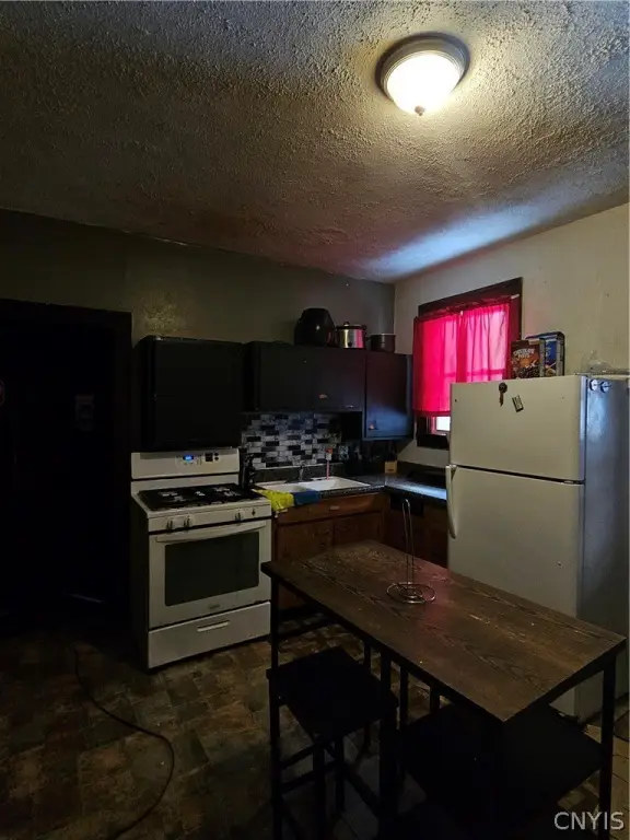 Picture 12