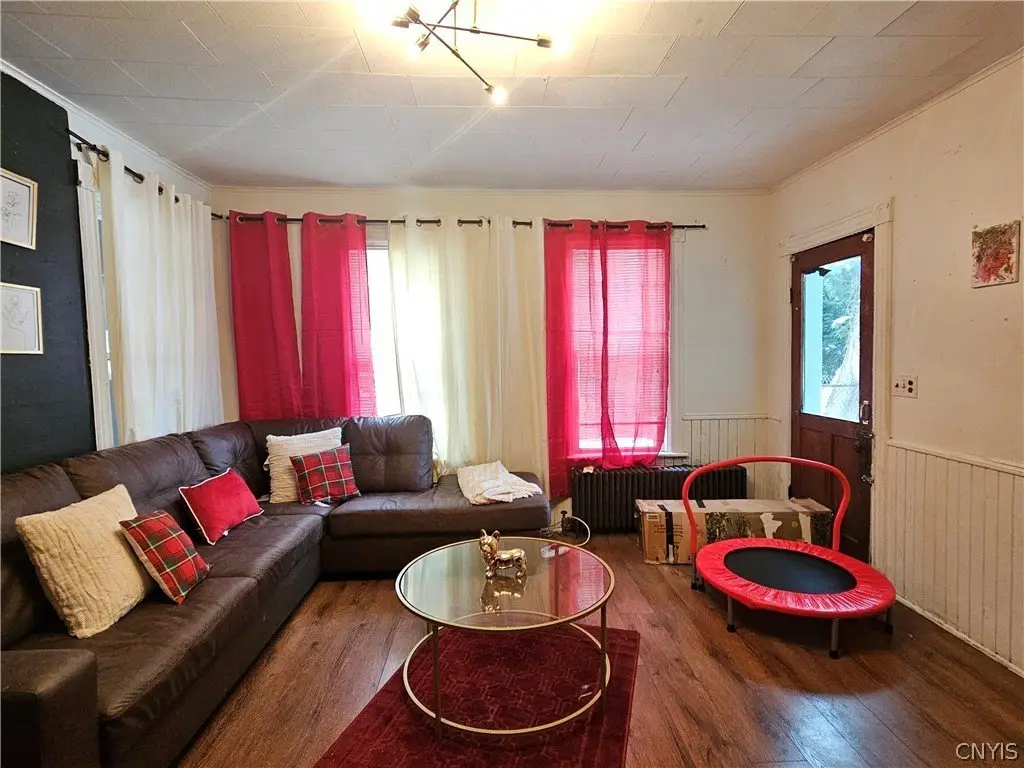 Picture 7