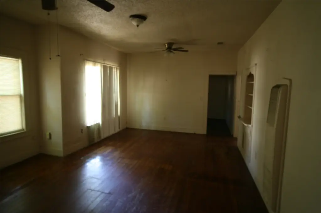 Picture 3