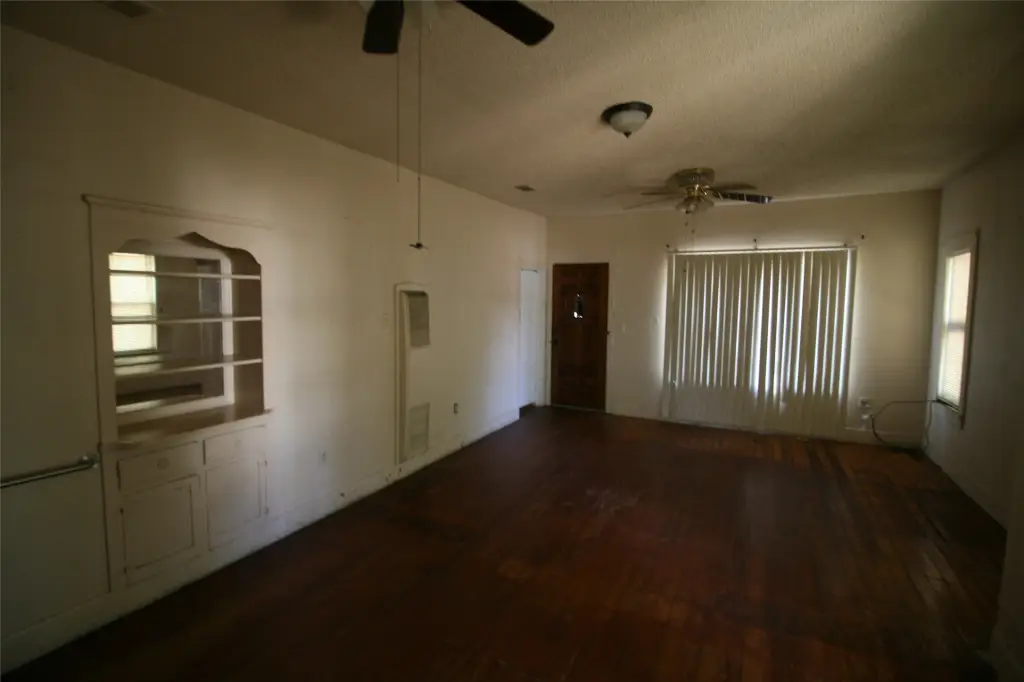Picture 4