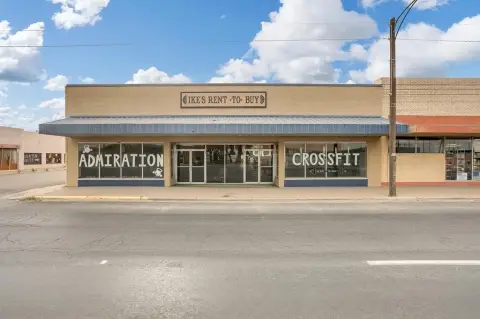 Monahans Gym Facility For Sale