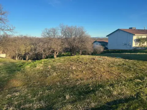 Cottonwood Lot in Gated Community