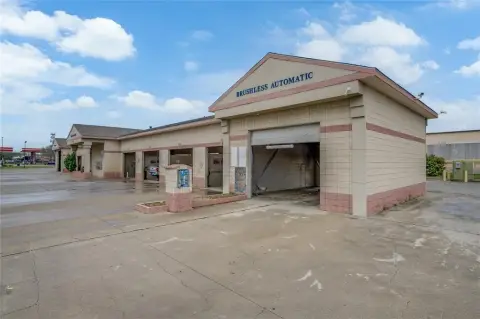 Established Car Wash Business For Rent