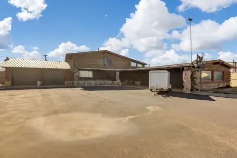 Log Cabin on Acreage