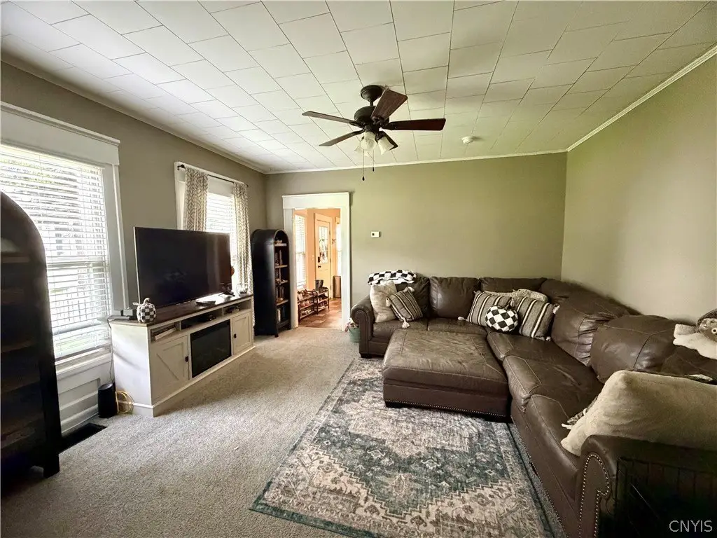 Picture 9