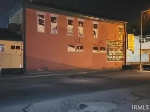 Established Bar/Restaurant with Patio