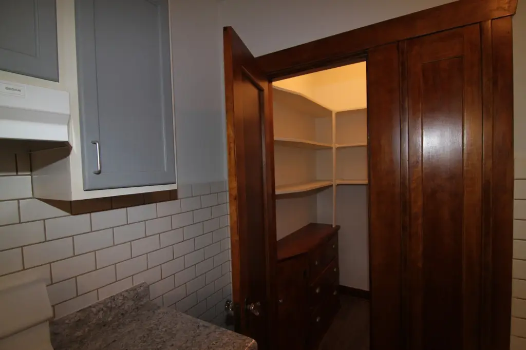 Picture 7