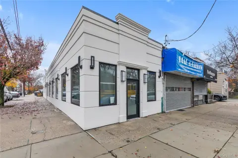 Renovated Mixed-Use Whitestone Gem