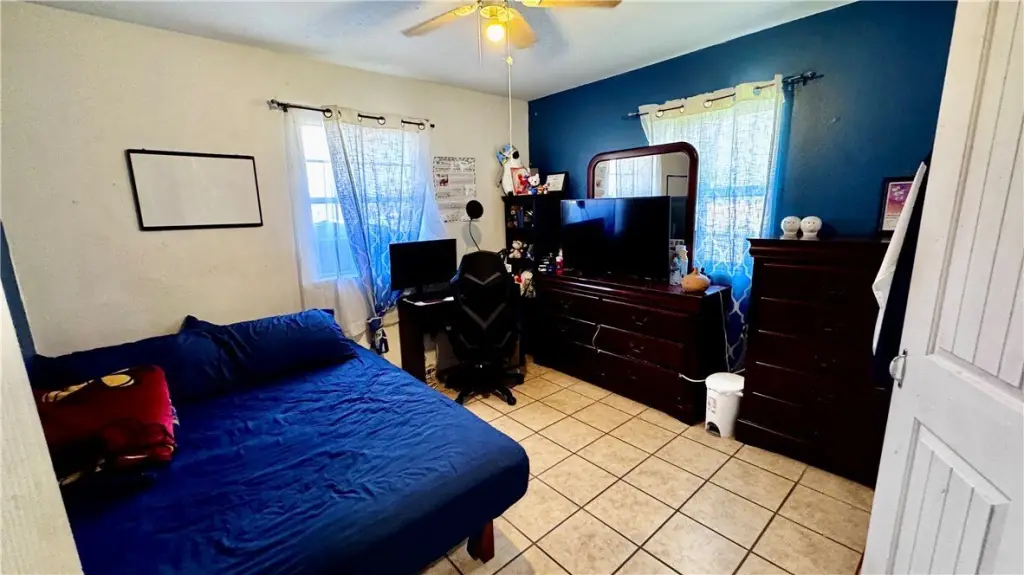 Picture 15