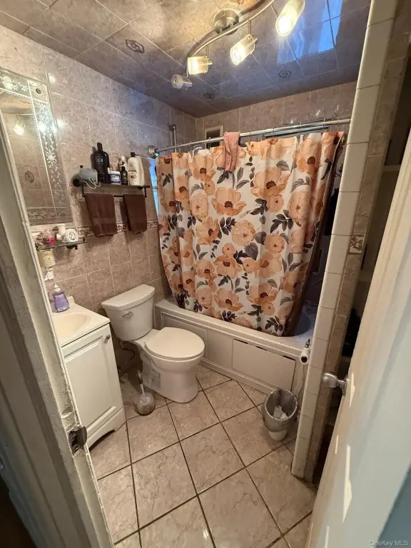 Picture 4