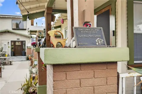 Long Beach Triplex For Sale