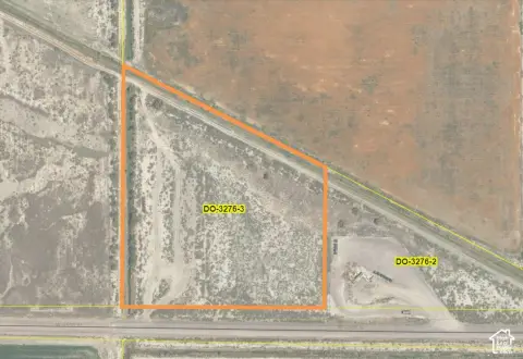 Agricultural Land with Gravel Frontage