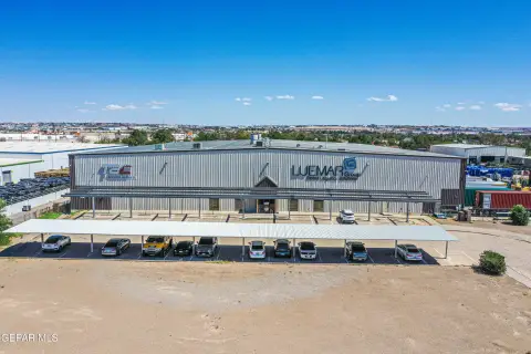 El Paso Warehouse on 6 Acres
