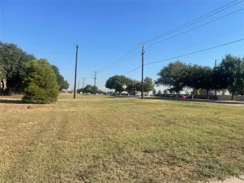 Cedar Hill Unimproved Land Parcel