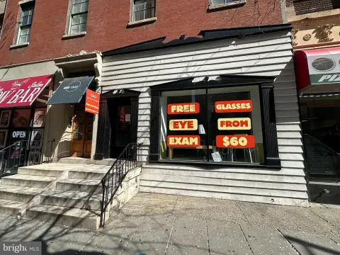 Retail Space on Chestnut Street