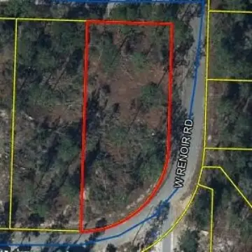 Land in DeFuniak Springs