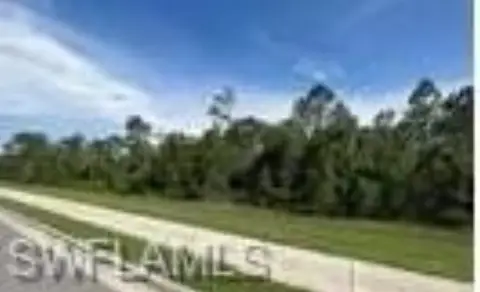 Five Acres in Golden Gate Estates