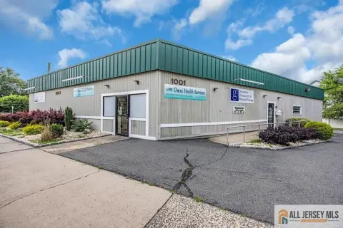 Highland Park Commercial Office Building