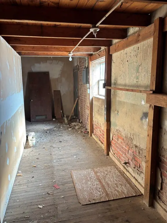 Picture 6