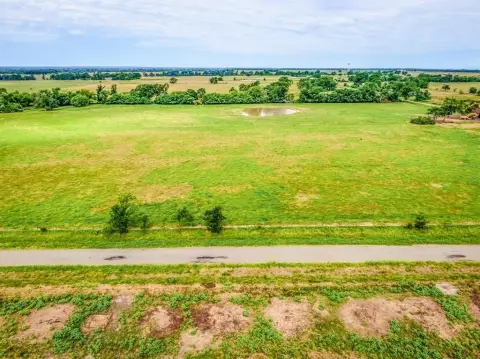 Unrestricted Land Near Cooper Lake
